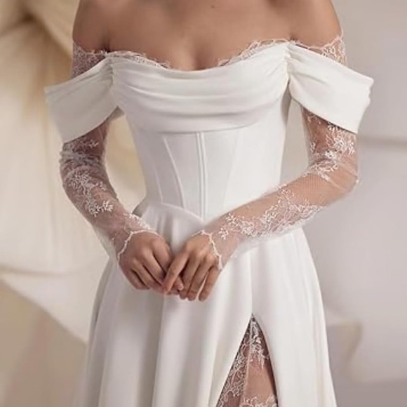 Chic Off-Shoulder Cream Wedding Dress - Picture 3 of 4
